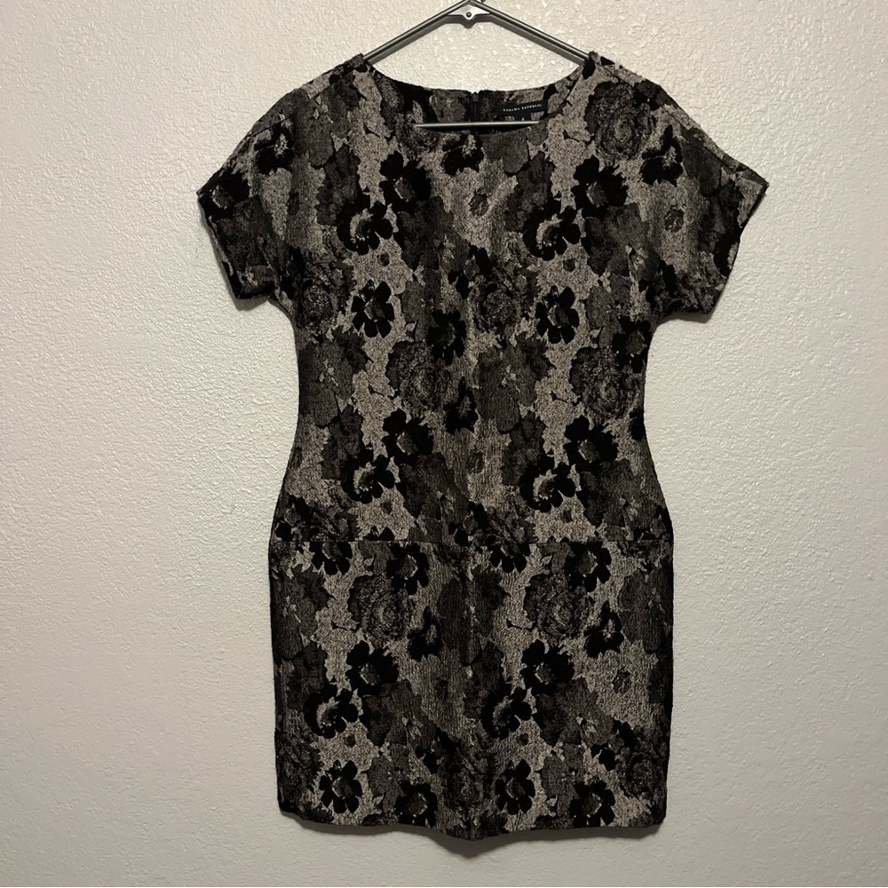 Banana Republic Womens Jacquard Dress Back Zipper Metallic Floral Black Size 4